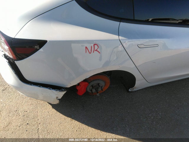 Tesla Model 3 Long Range 2018 5YJ3E1EBXJF151493 Image 8