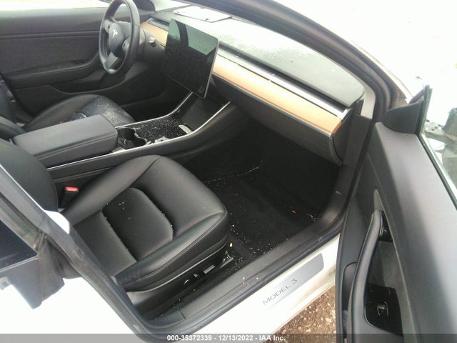 Tesla MODEL 3 2018 5YJ3E1EA8JF053649 Image 5