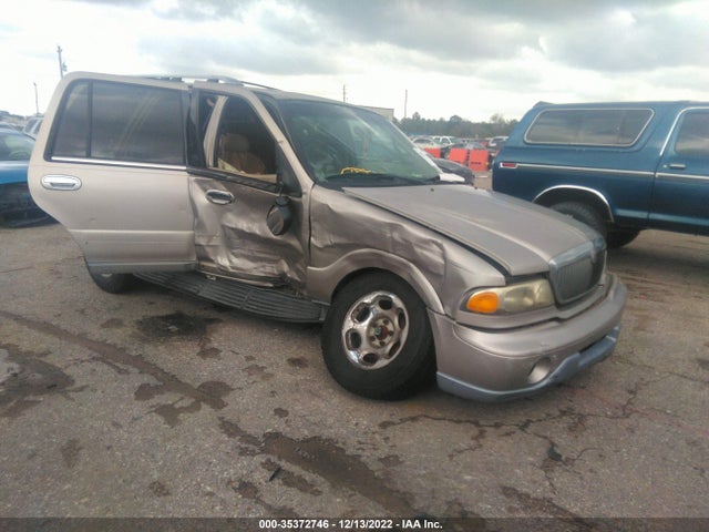 Lincoln Navigator 2000 5LMEU27A6YLJ42490 main image