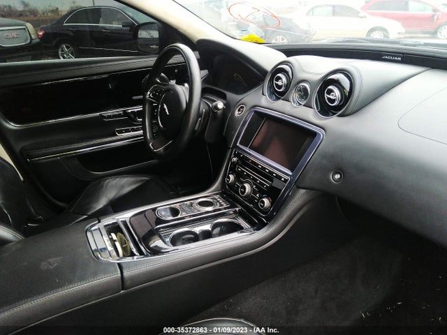 SAJWA3KT1EMV59865 Jaguar Xj Xjl Supercharged