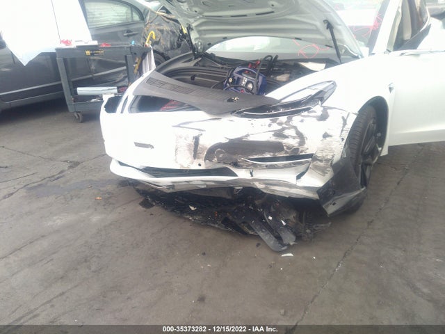 Tesla Model 3 Performance 2020 5YJ3E1EC1LF627531 Image 7