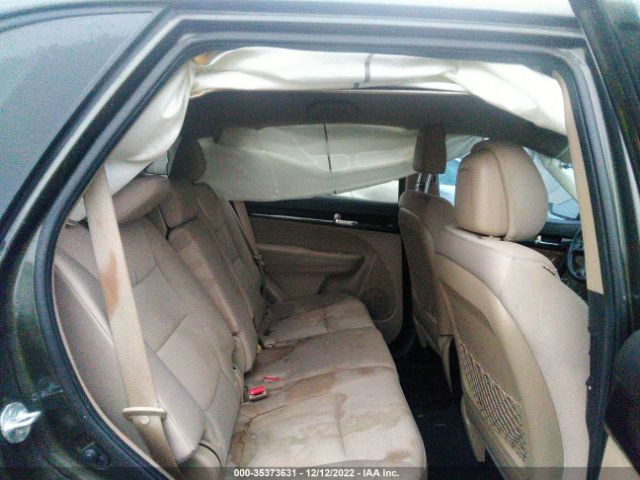5XYKT3A14BG174501 KIA SORENTO LX