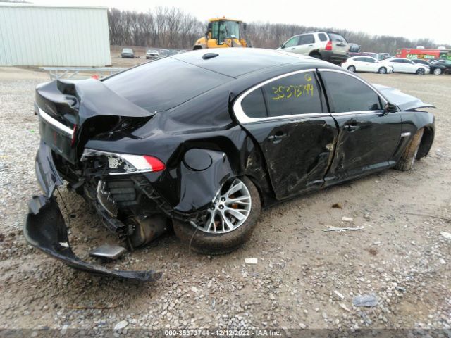SAJWA0FB9CLS25179 Jaguar XF