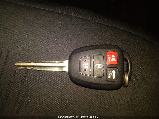 2017 TOYOTA COROLLA L/LE/XLE/SE VIN: 2T1BURHE1HC938625