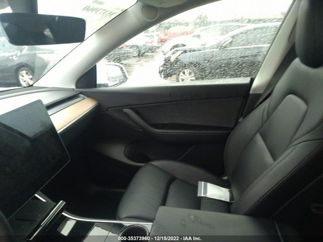 Tesla Model Y 2021 5YJYGDEE2MF068379 Image 6