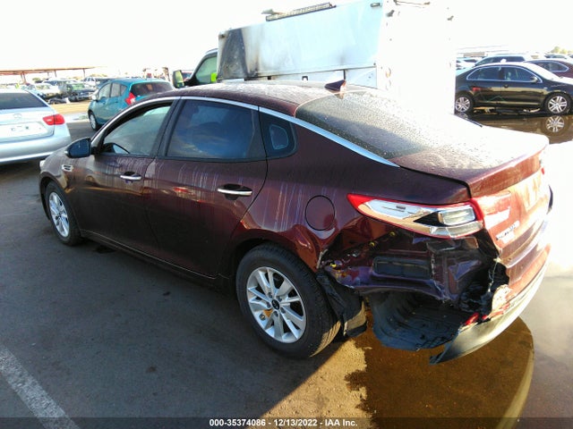 2016 Kia Optima, VIN: 5XXGT4L39GG014572