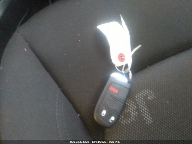 ZACCJBAH1HPG28200 Jeep Renegade Sport
