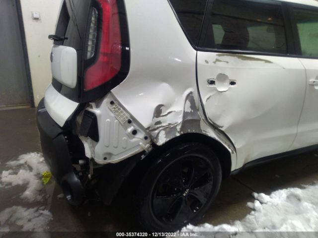 KNDJN2A21G7270647 KIA Soul Base