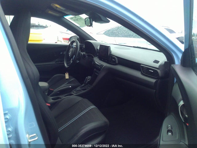 2022 Hyundai Veloster, VIN: KMHT36AH2NU013453