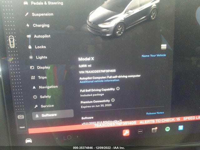 2022 Tesla Model X, VIN: 7SAXCDE57NF351405