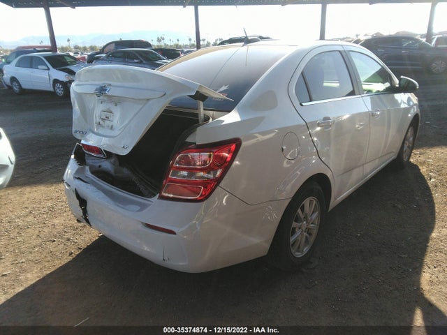 2017 Chevrolet Sonic, VIN: 1G1JD5SHXH4160571