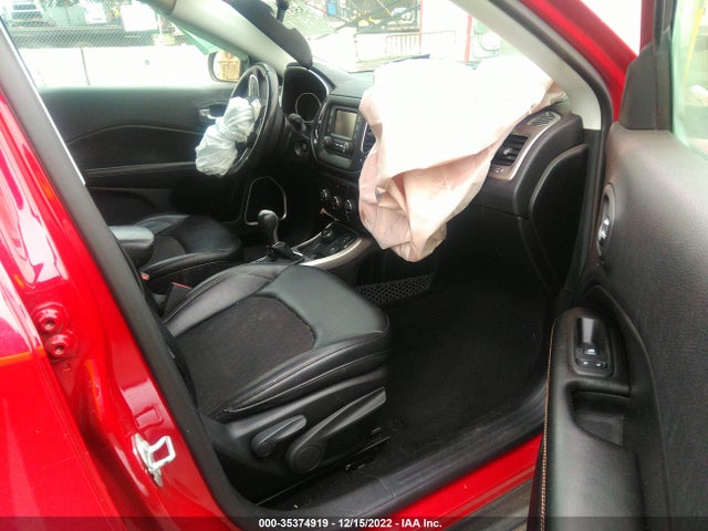 2017 Jeep Compass, VIN: 3C4NJDBB5HT675107