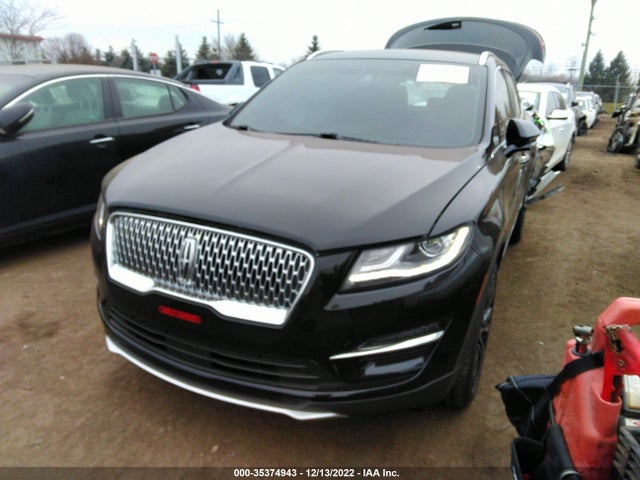 Lincoln MKC 2019 5LMTJ3DH2KUL13308 Image 2