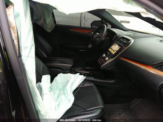Lincoln MKC 2019 5LMTJ3DH2KUL13308 Image 6