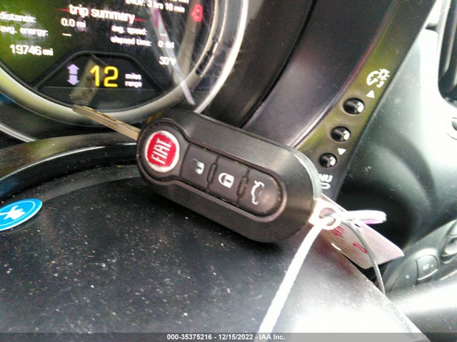 3C3CFFGE3GT214126 Fiat 500E