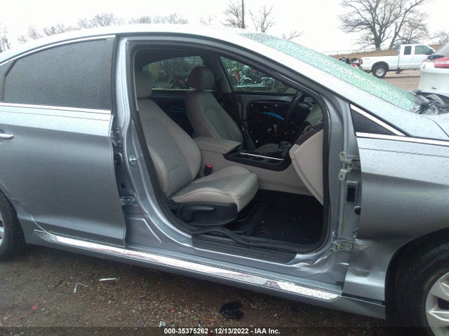 2017 HYUNDAI SONATA SPORT VIN: 5NPE34AF4HH539775