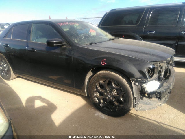 2C3CCARG6KH528963 - Chrysler 300 Touring 2019