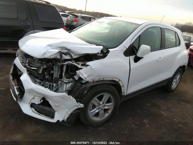 Chevrolet TRAX LS 2020 KL7CJKSB8LB062787 Image 2