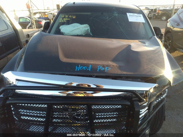 2017 Toyota Tundra, VIN: 5TFEW5F18HX227117