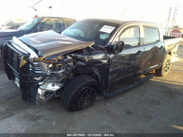2017 Toyota Tundra, VIN: 5TFEW5F18HX227117