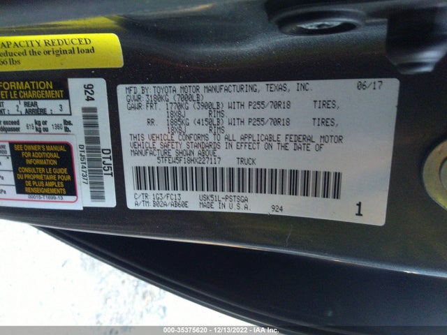 2017 Toyota Tundra, VIN: 5TFEW5F18HX227117