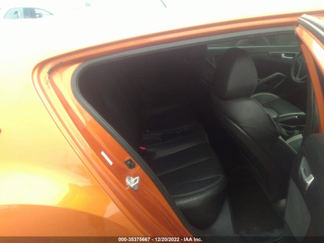 2015 Hyundai Veloster, VIN: KMHTC6AE2FU240228