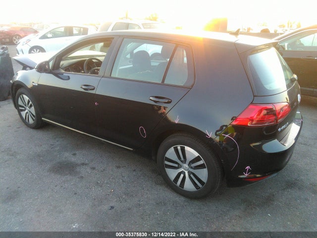 2016 Volkswagen Golf, VIN: WVWKP7AU1GW915266