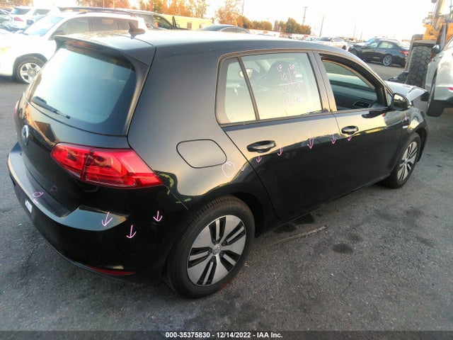 2016 Volkswagen Golf, VIN: WVWKP7AU1GW915266