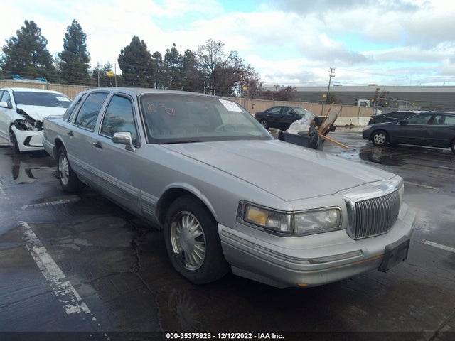 Lincoln Town Car Cartier 1995 1LNLM83W7SY627701 головне зображення
