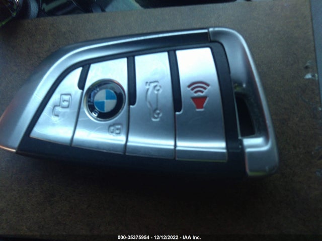 2022 BMW 8 Series, VIN: WBABC4C02NCH71665