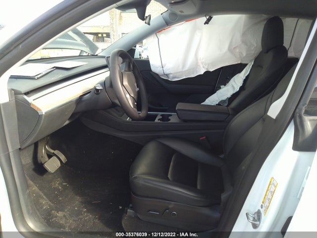 2021 Tesla Model Y, VIN: 5YJYGAEE0MF244344