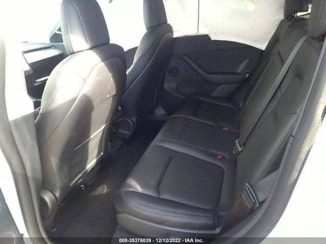 2021 Tesla Model Y, VIN: 5YJYGAEE0MF244344