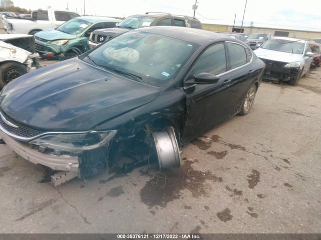 Chrysler 200 Limited 2015 1C3CCCAB4FN721959 Image 2