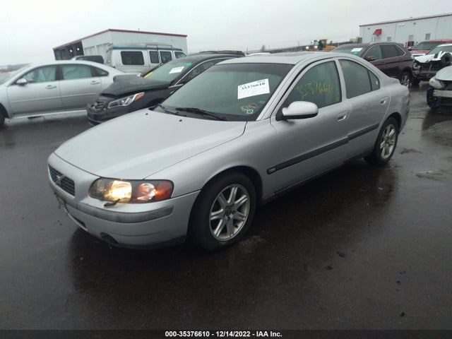 Volvo S60 2002 YV1RS58DX22134912 Image 2