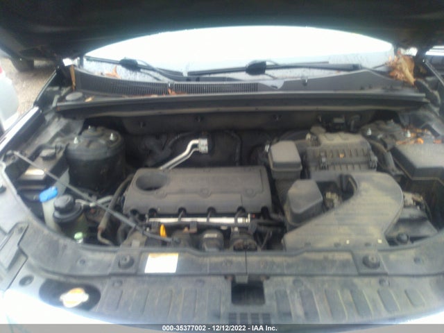 2011 KIA SORENTO LX VIN: 5XYKTCA10BG010503