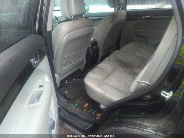 2011 KIA SORENTO LX VIN: 5XYKTCA10BG010503
