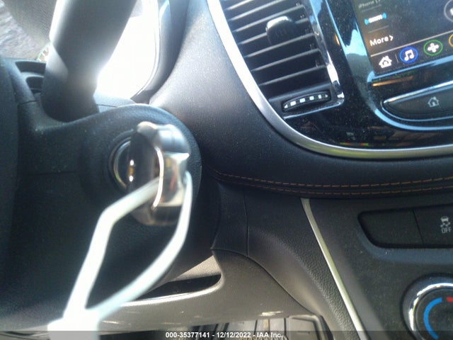 Chevrolet TRAX LS 2022 KL7CJNSMXNB544652 Image 3