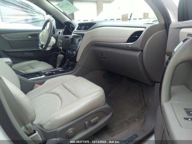 2017 Chevrolet Traverse, VIN: 1GNKVJKD2HJ256895