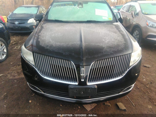Lincoln MKT 2016 2LMHJ5NKXGBL02671 Image 7