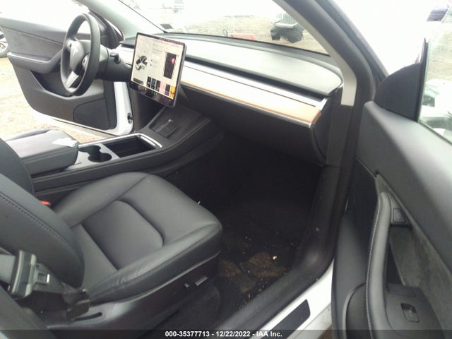 Tesla Model Y 2022 7SAYGDEEXNF362911 Image 11