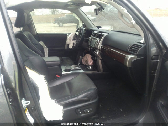 2018 Toyota 4Runner, VIN: JTEBU5JR5J5527037