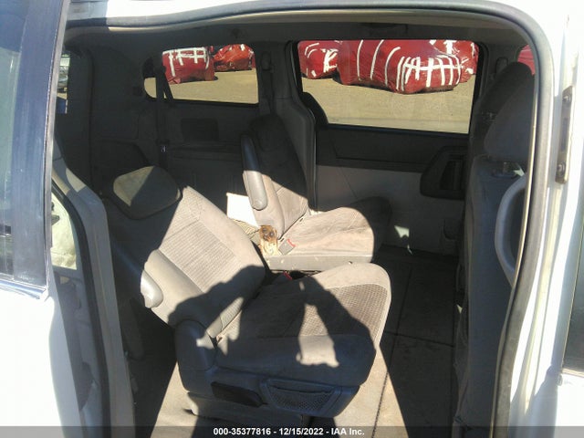 2010 CHRYSLER TOWN & COUNTRY LX VIN: 2A4RR4DE7AR102780