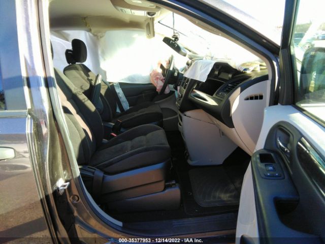 2C4RDGBG5KR676421 Dodge Grand Caravan Se