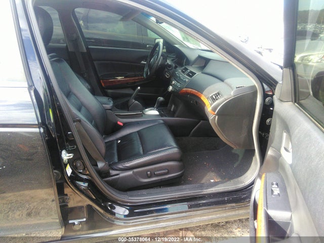 2011 HONDA ACCORD SDN EX-L VIN: 1HGCP2F8XBA123837