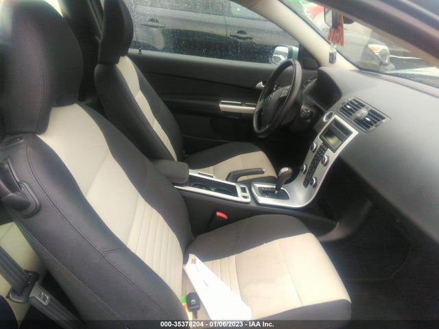 Volvo C30 2012 YV1672MK9C2271171 Image 6