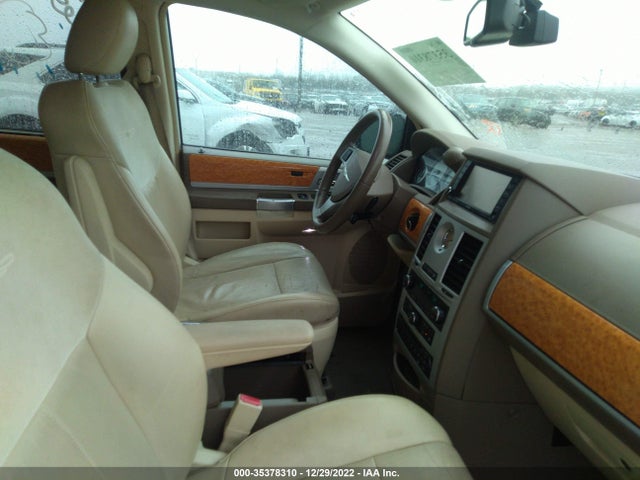 2010 CHRYSLER TOWN & COUNTRY LIMITED VIN: 2A4RR6DX8AR133453