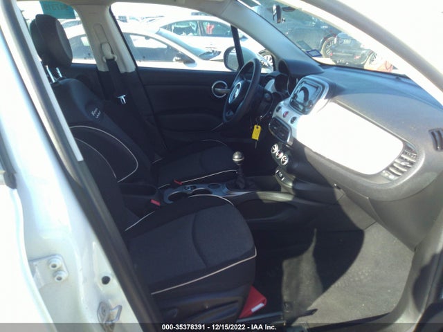 2017 Fiat 500X, VIN: ZFBCFXAH0HP621821
