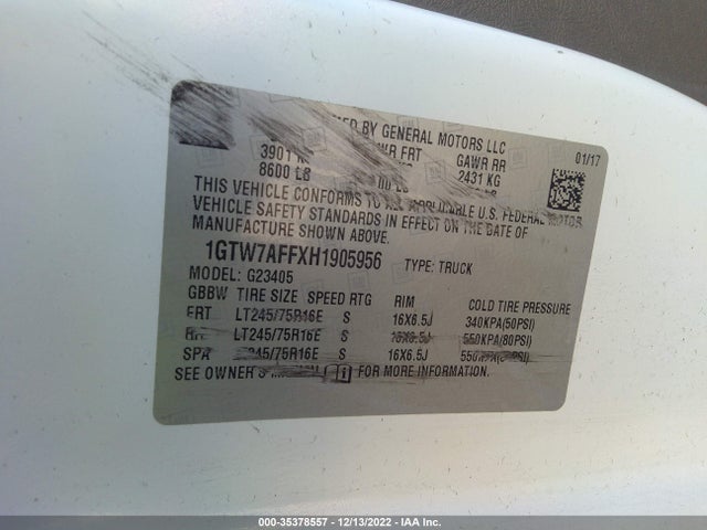 2017 GMC Savana, VIN: 1GTW7AFFXH1905956