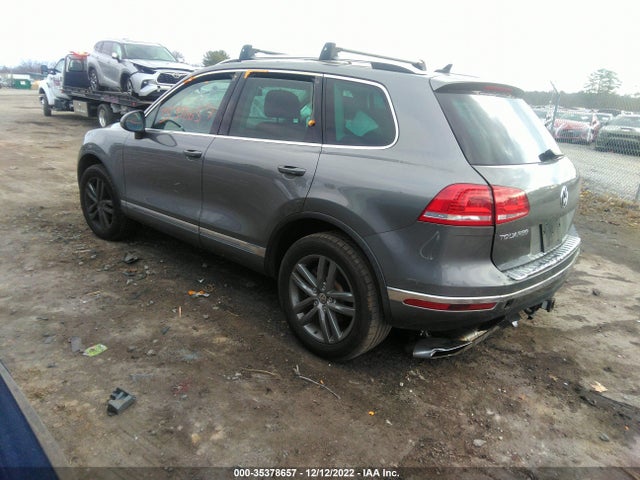 2015 Volkswagen Touareg, VIN: WVGEP9BP1FD006788