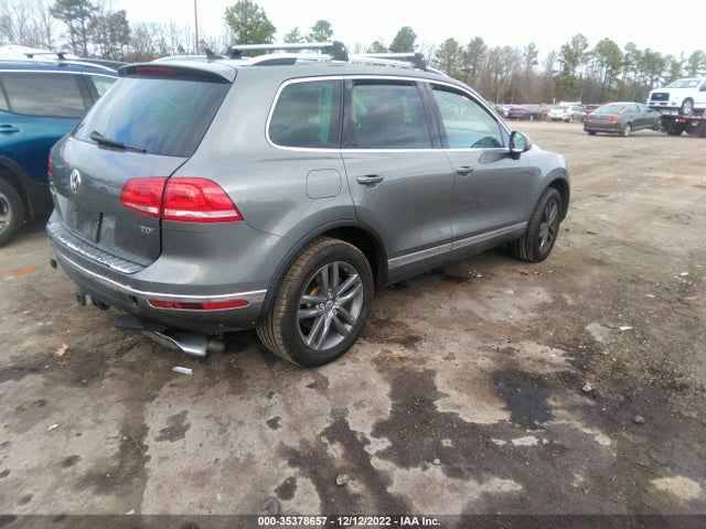 2015 Volkswagen Touareg, VIN: WVGEP9BP1FD006788